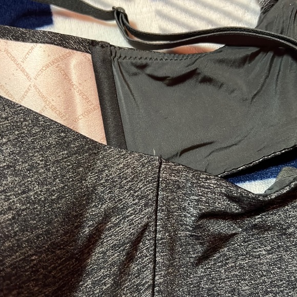 Victoria’s Secret wireless bra - Picture 4 of 6